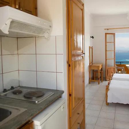 Pansion Laertes Appartamento Tsoukaládhes